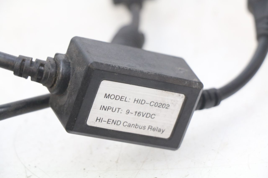 photo de SUPPORTO LAMPADINA YAMAHA XP T-MAX TMAX ABS 530 (2012 - 2015) - Dettagli dei punti di fissaggio