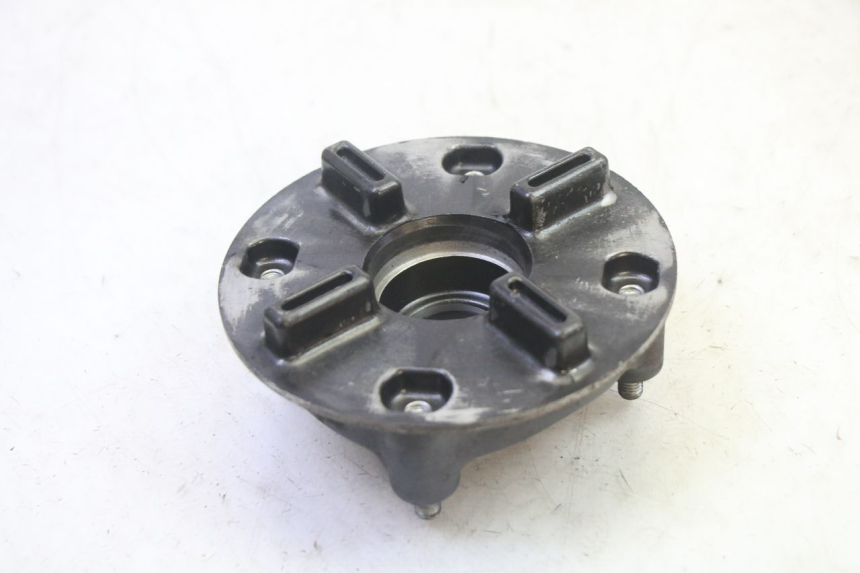 photo de CORONA SUPPORTO HONDA CBF 125 (2009 - 2015) - Zoom sullo stato d'uso