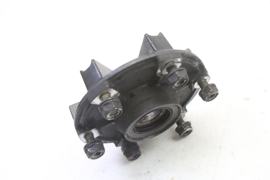 photo de CORONA SUPPORTO YAMAHA FZ6 FAZER S2 600 (2007 - 2011) - Primo piano tecnico