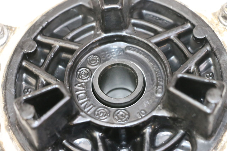 photo de CORONA SUPPORTO BMW G310 R 310 (2016 - 2020) - Dettaglio del componente