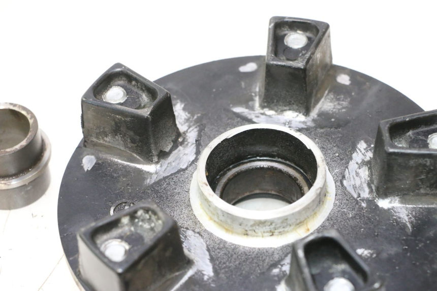 photo de SUPPORTO CORONA SUZUKI GSR 600 (2005 - 2012) - Zoom sullo stato d'uso