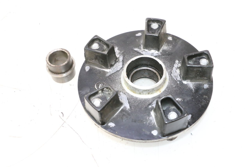 photo de SUPPORTO CORONA SUZUKI GSR 600 (2005 - 2012) - Altra angolazione
