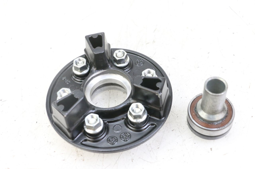 photo de CORONA SUPPORTO ROYAL ENFIELD HYMALAYAN 410 (2016 - 2023) - Dettaglio del componente