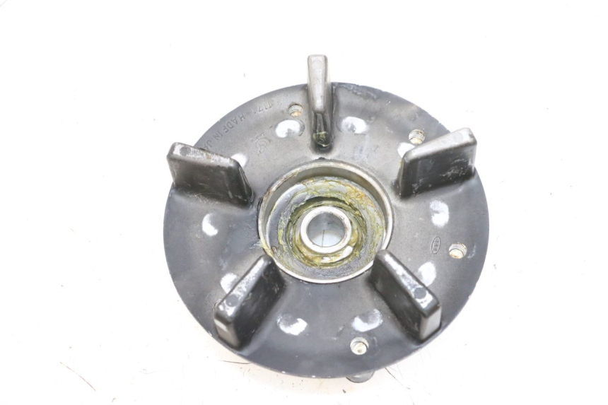 photo de CORONA SUPPORTO KAWASAKI ZR 7 750 (1999 - 2004) - Dettaglio del componente