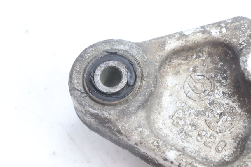 photo de SUPPORTO PINZA POSTERIORE BMW C1 125 (2000 - 2003) - Dettaglio del componente