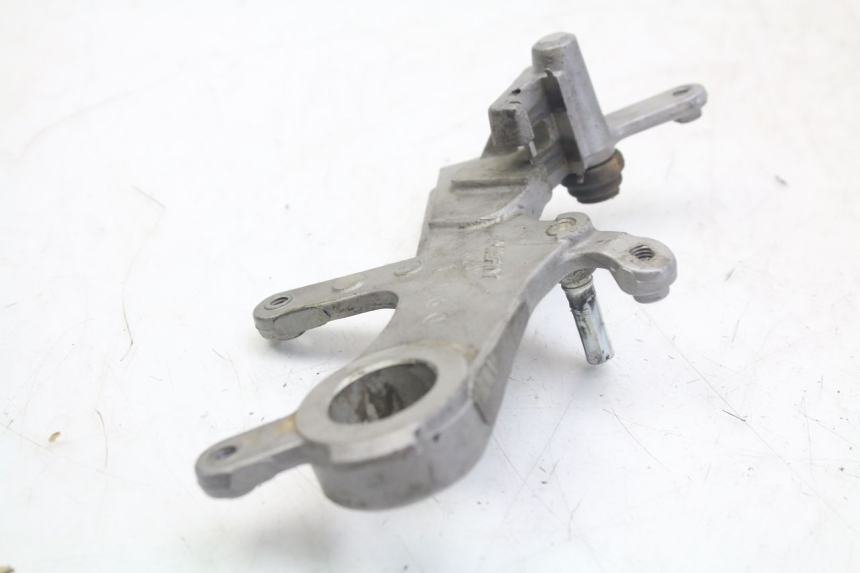 photo de SUPPORTO PINZA FRENO POSTERIORE HONDA CRF 250 (2010 - 2013) - Dettaglio del componente