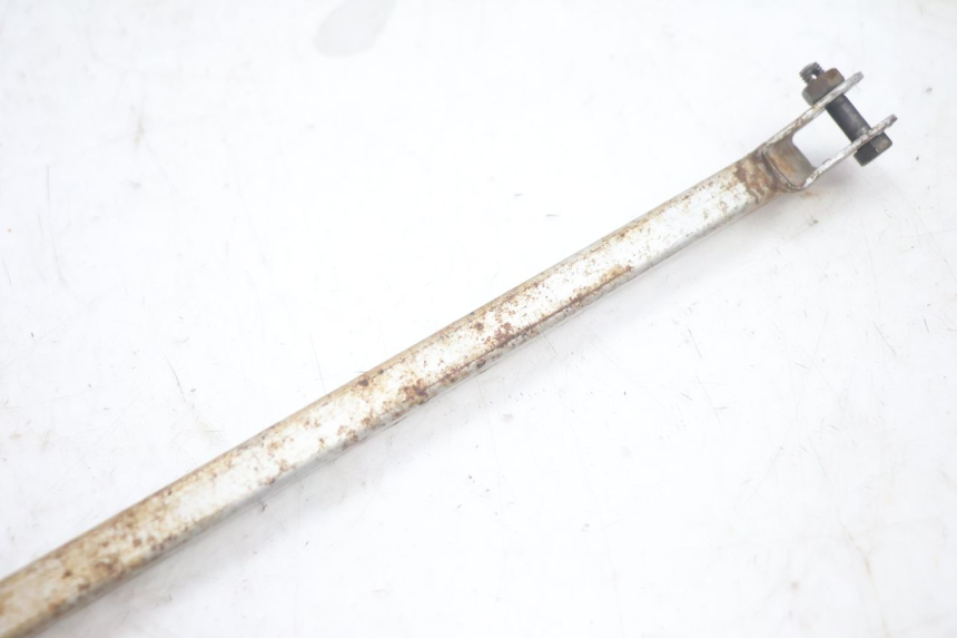 photo de SUPPORTO PINZA POSTERIORE SUZUKI DR S 600 (1985 - 1989) - Dettagli dei punti di fissaggio