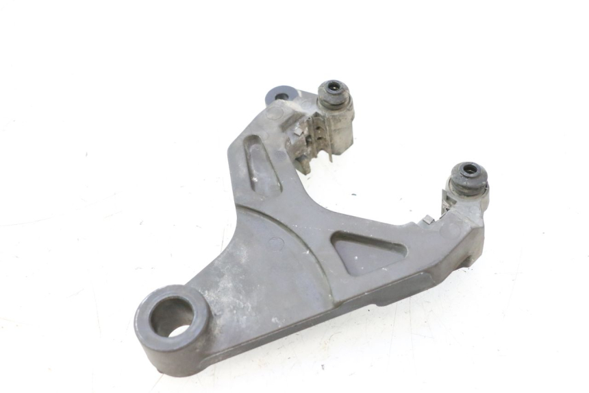 photo de SUPPORTO PINZA POSTERIORE YAMAHA FJR 1300 (2001 - 2005) - Dettaglio del componente