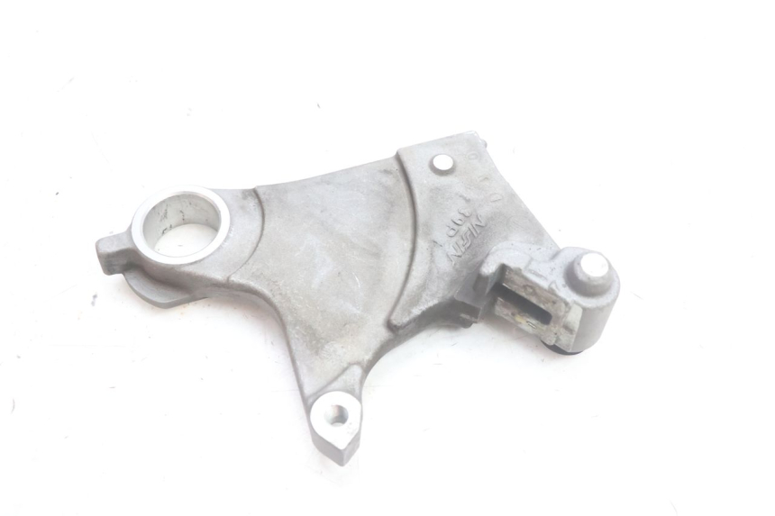 photo de SUPPORTO PINZA FRENO POSTERIORE YAMAHA FZ8 800 (2010 - 2016) - Altra angolazione