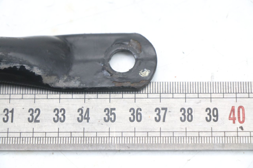 photo de SUPPORTO PINZA POSTERIORE HYOSUNG GF 125 (2001 - 2005) - Altra angolazione