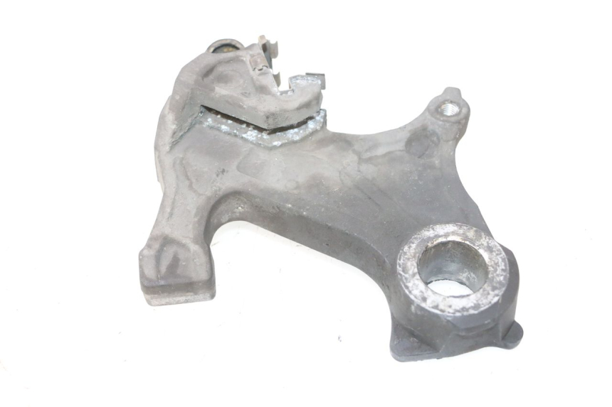 photo de SUPPORTO PINZA FRENO POSTERIORE SUZUKI GSR 600 (2005 - 2012) - Zoom sullo stato d'uso