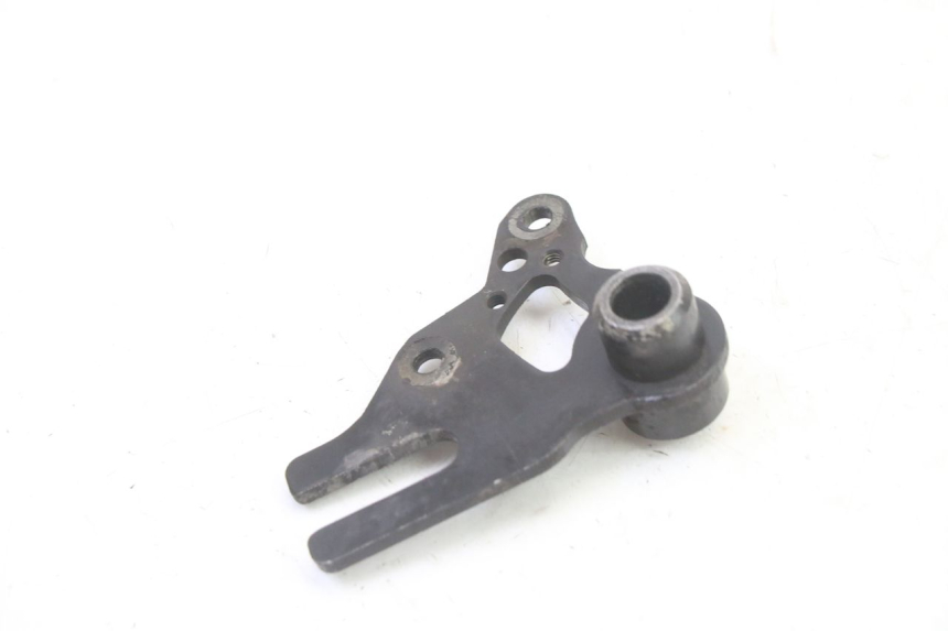 photo de SUPPORTO PINZA POSTERIORE RIEJU MRT 50 (2018 - 2021) - Altra angolazione