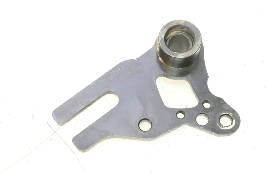 photo de SUPPORTO PINZA POSTERIORE RIEJU MRT PRO SUPERMOTARD 50 (2007 - 2018) - Altra angolazione