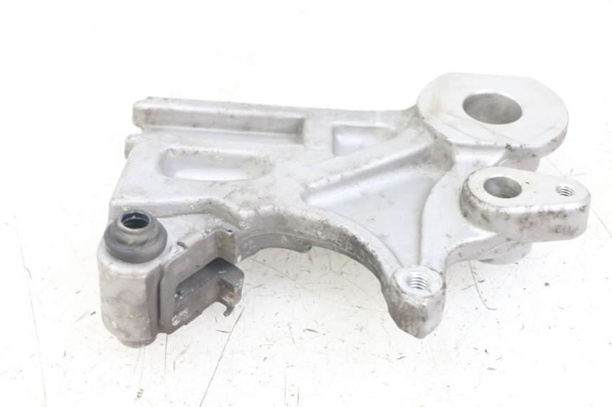 photo de SUPPORTO PINZA FRENO POSTERIORE YAMAHA MT-07 MT07 ABS 700 (2014 - 2017) - Altra angolazione