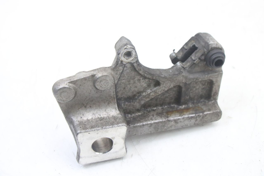 photo de SUPPORTO PINZA FRENO POSTERIORE SUZUKI GSX F GSXF 650 (2007 - 2015) - Dettaglio del componente