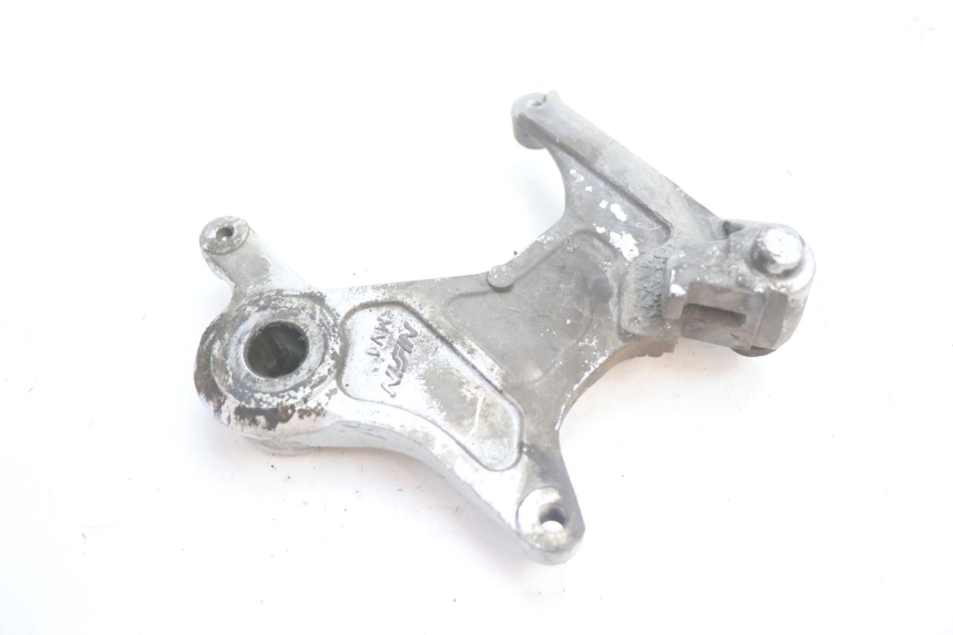 photo de SUPPORTO PINZA POSTERIORE HONDA XRV AFRICA TWIN 750 (1990 - 1992) - Altra angolazione