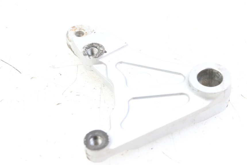 photo de SUPPORTO PINZA FRENO POSTERIORE YAMAHA FZS FAZER 600 (2001 - 2003) - Dettaglio del componente
