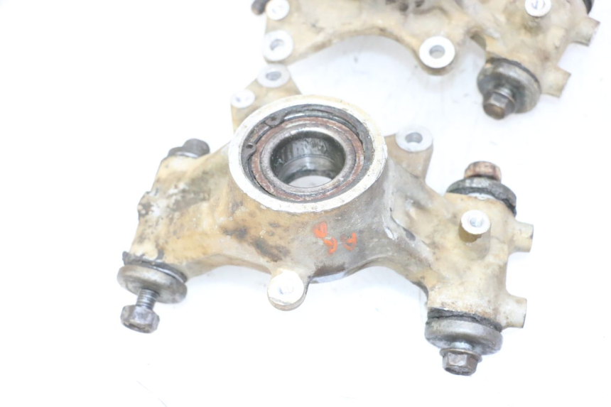 photo de SUPPORTO PINZA POSTERIORE YAMAHA YFM GRIZZLY 550 (2008 - 2015) - Altra angolazione