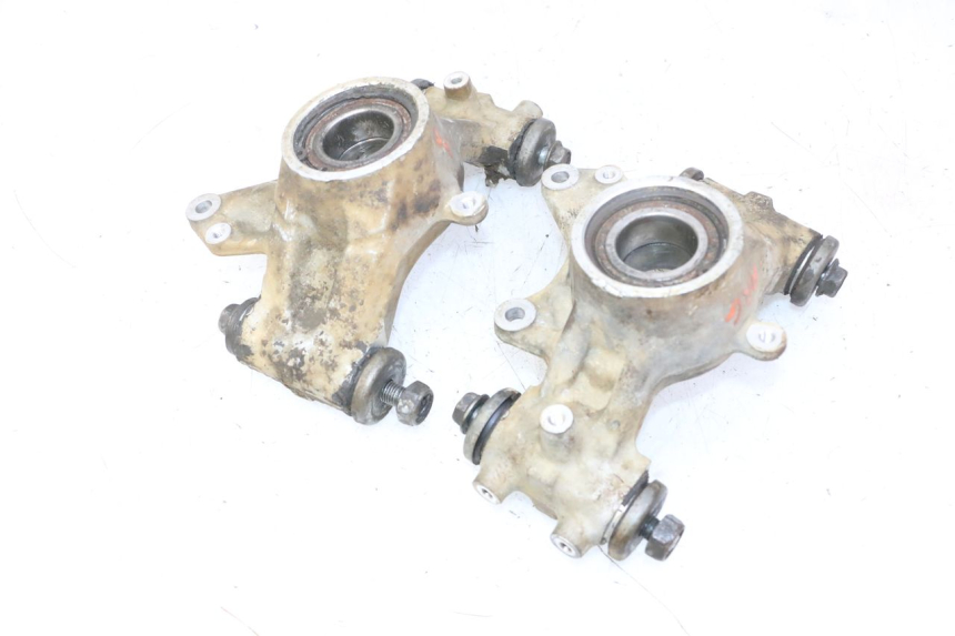 photo de SUPPORTO PINZA POSTERIORE YAMAHA YFM GRIZZLY 550 (2008 - 2015) - Dettagli dei punti di fissaggio