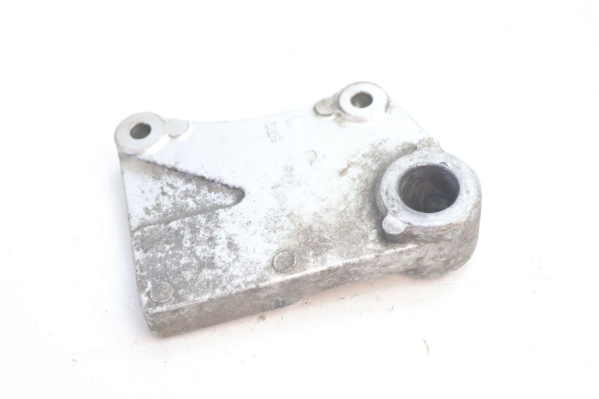 photo de SUPPORTO PINZA FRENO POSTERIORE KAWASAKI ZX-6R ZX6R 600 (1995 - 1997) - Altra angolazione