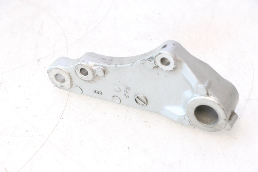 photo de SUPPORTO PINZA FRENO POSTERIORE KAWASAKI ZZR 600 (1995 - 2004) - Dettaglio del componente