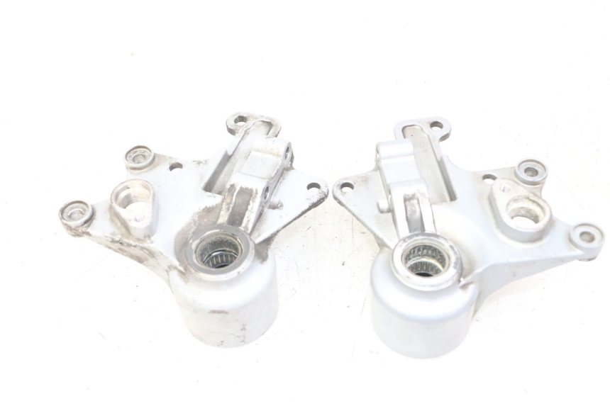 photo de SUPPORTO PINZA ANTERIORE PIAGGIO IE MP3 YOURBAN 300 (2011 - 2016) - Zoom sullo stato d'uso