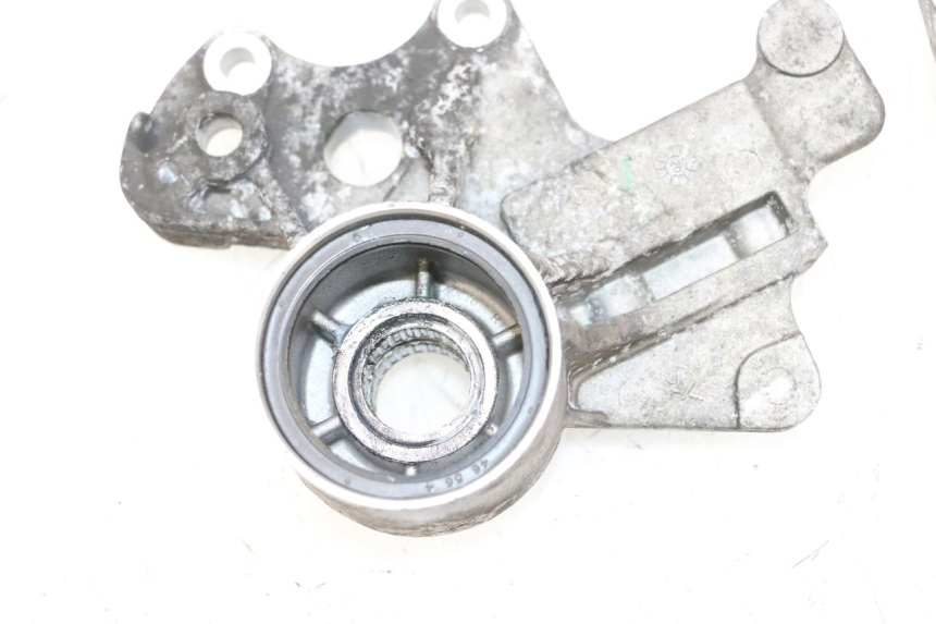 photo de SUPPORTO PINZA ANTERIORE PIAGGIO MP3 HPE 300 (2019 - 2026) - Ricambio usato controllato