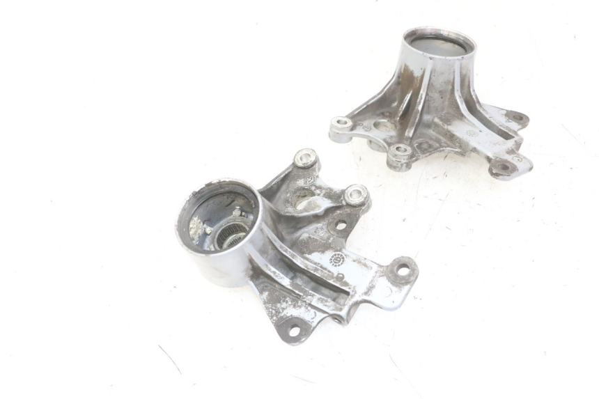 photo de SUPPORTO PINZA FRENO ANTERIORE PIAGGIO MP3 LT 300 (2010 - 2016) - Primo piano tecnico