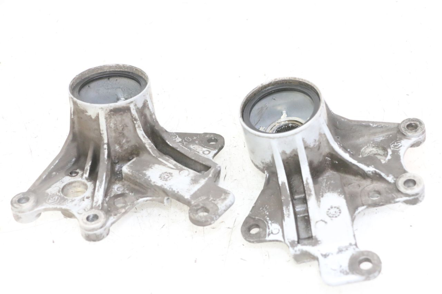 photo de SUPPORTO PINZA ANTERIORE PIAGGIO MP3 LT 400 (2007 - 2012) - Marcature e riferimenti originali