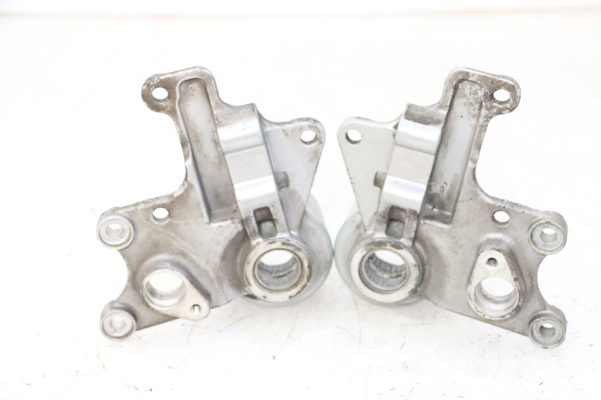 photo de SUPPORTO PINZA ANTERIORE PIAGGIO MP3 LT 300 (2010 - 2016) - Zoom sullo stato d'uso