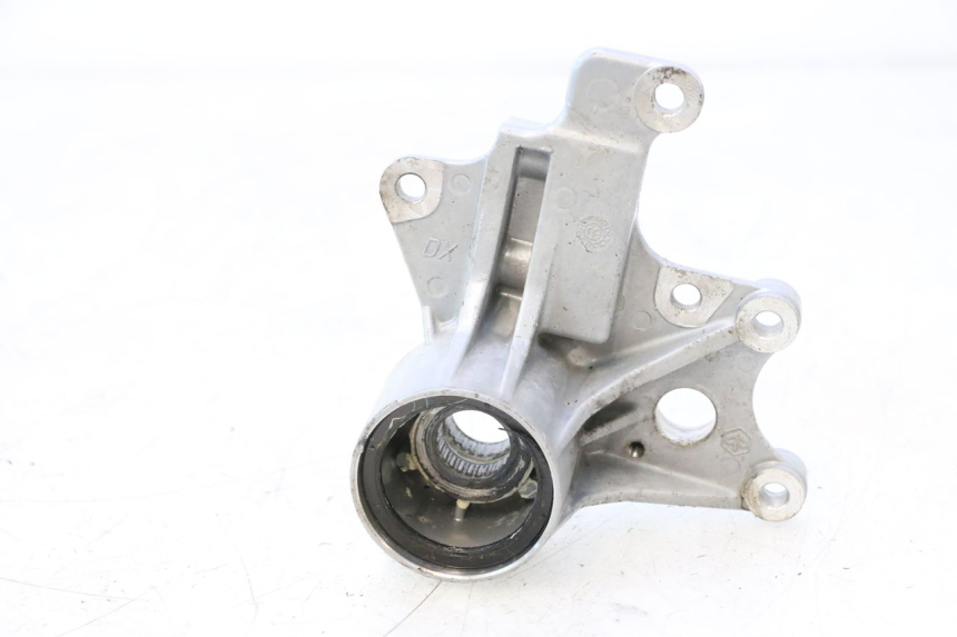 photo de SUPPORTO PINZA ANTERIORE PIAGGIO MP3 LT 400 (2007 - 2012) - Zoom sullo stato d'uso