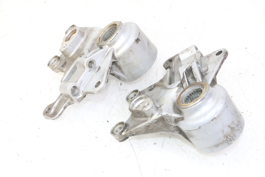 photo de SUPPORTO PINZA ANTERIORE PIAGGIO MP3 500 (2011 - 2015) - Vista d'insieme del prodotto