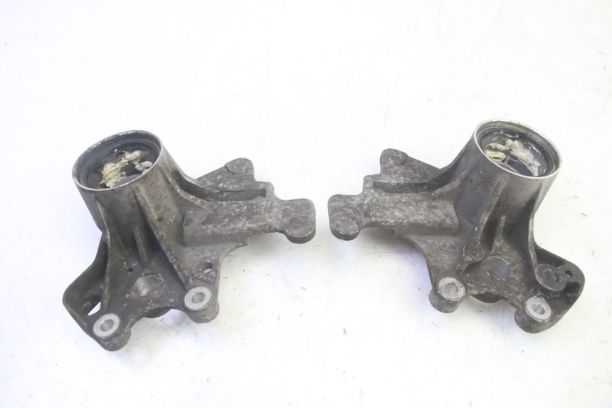 photo de SUPPORTO PINZA ANTERIORE PIAGGIO MP3 500 (2016 - 2018) - Primo piano tecnico