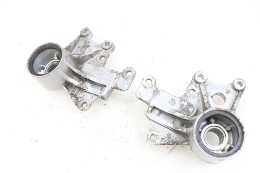 photo de SUPPORTO PINZA ANTERIORE PIAGGIO MP3 RL 250 (2006 - 2010) - Vista principale