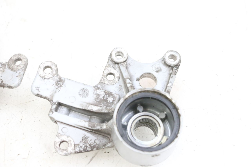 photo de SUPPORTO PINZA ANTERIORE PIAGGIO MP3 RL 250 (2006 - 2010) - Stato della superficie e materiale