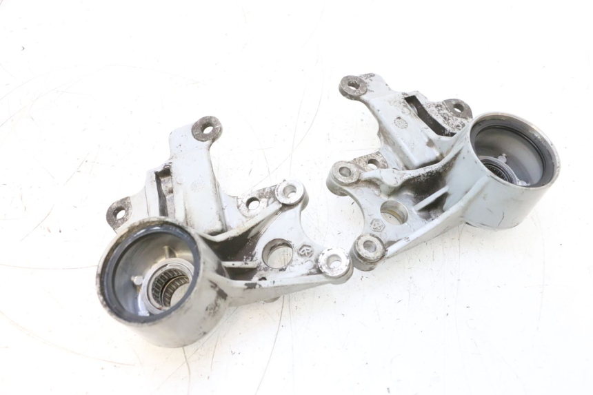 photo de SUPPORTO PINZA ANTERIORE PIAGGIO MP3 RL 250 (2006 - 2010) - Altra vista dell'articolo