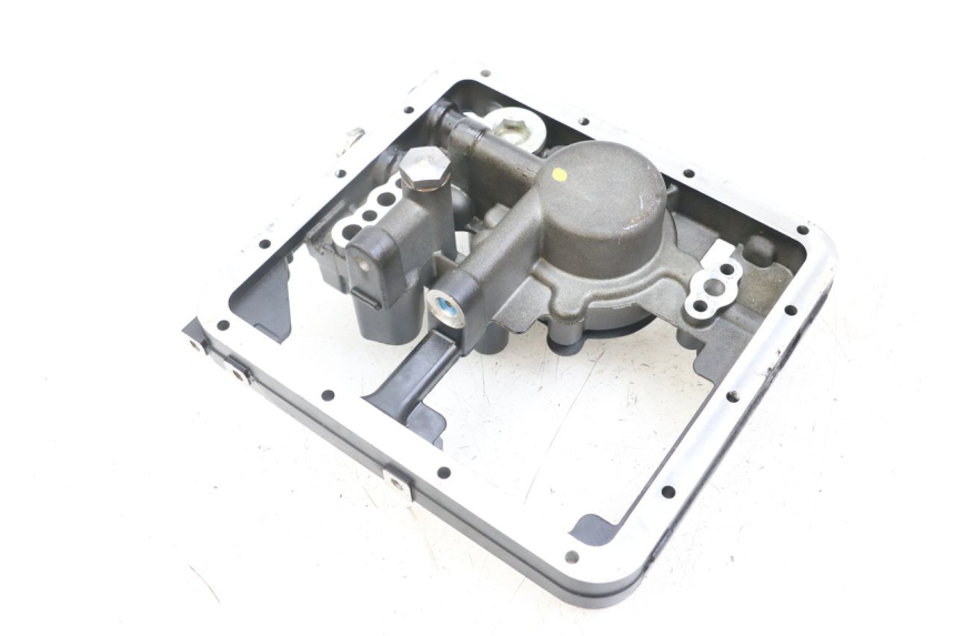 photo de SUPPORTO FILTRO OLIO MOTO GUZZI NORGE 8V GT 1200 (2011 - 2016) - Altra angolazione