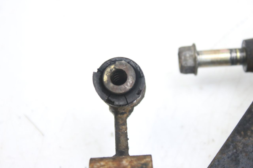 photo de SUPPORTO MOTORE KYMCO AGILITY 4T 50 (2005 - 2018) - Altra angolazione