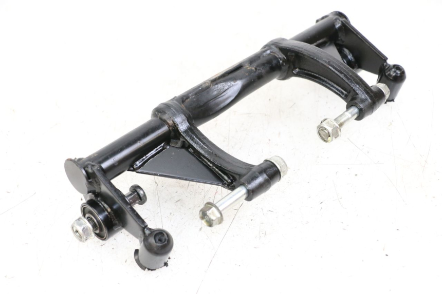 photo de SUPPORTO MOTORE KYMCO AGILITY 4T 50 (2018 - 2022) - Dettaglio del componente