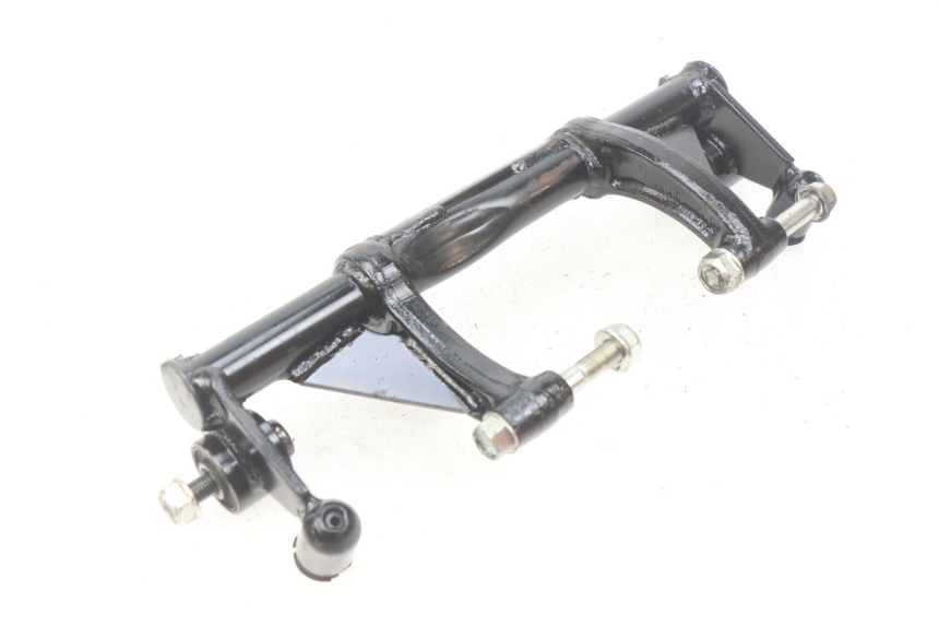 photo de SUPPORTO MOTORE KYMCO AGILITY DELIVERY 4T 50 (2018 - 2023) - Primo piano tecnico