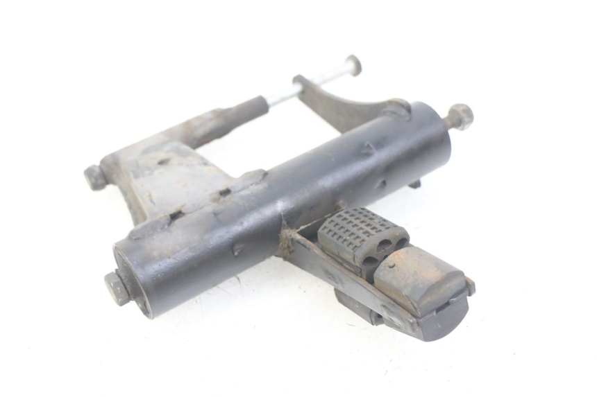 photo de SUPPORTO MOTORE DERBI BOULEVARD 50 (2009 - 2006) - Primo piano tecnico