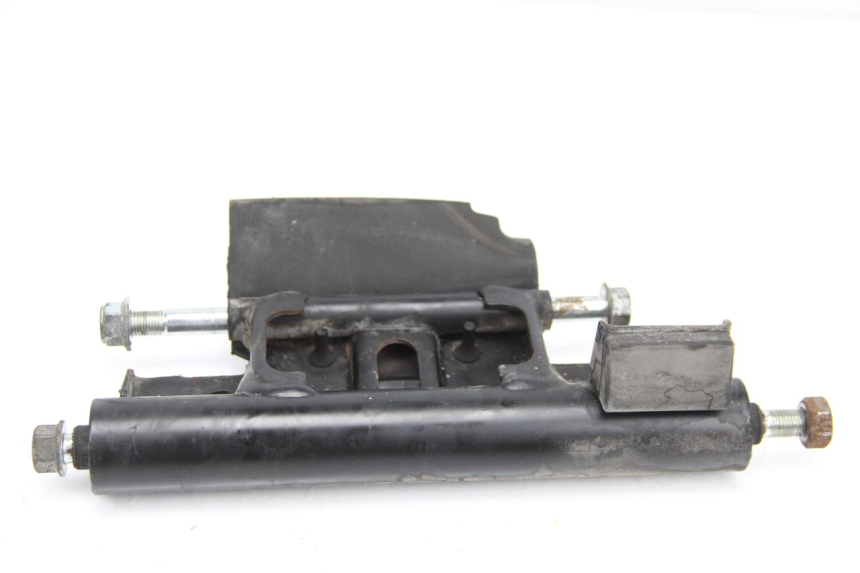 photo de SUPPORTO MOTORE SUZUKI BURGMAN 125 (2007 - 2014) - Dettaglio del componente