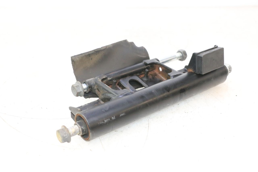 photo de SUPPORTO MOTORE SUZUKI BURGMAN 125 (2007 - 2014) - Dettaglio del componente