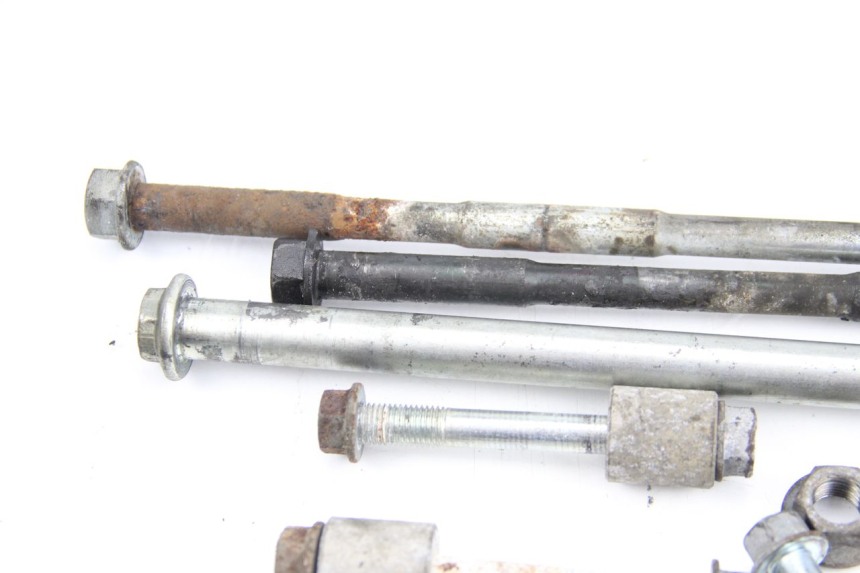 photo de SUPPORTO MOTORE HONDA CBR F SC21 1000 (1986 - 1992) - Stato della superficie e materiale