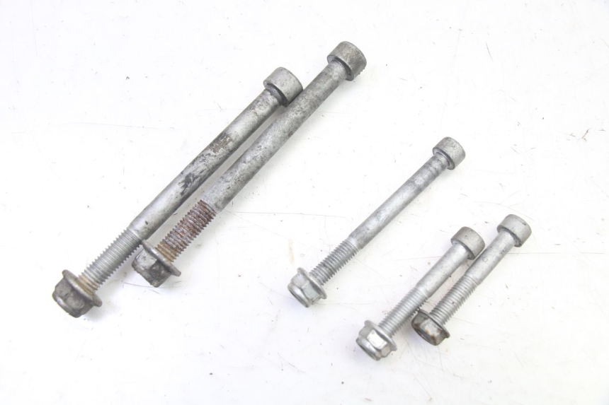 photo de SUPPORTO MOTORE APRILIA CLASSIC 125 (1995 - 2001) - Primo piano tecnico