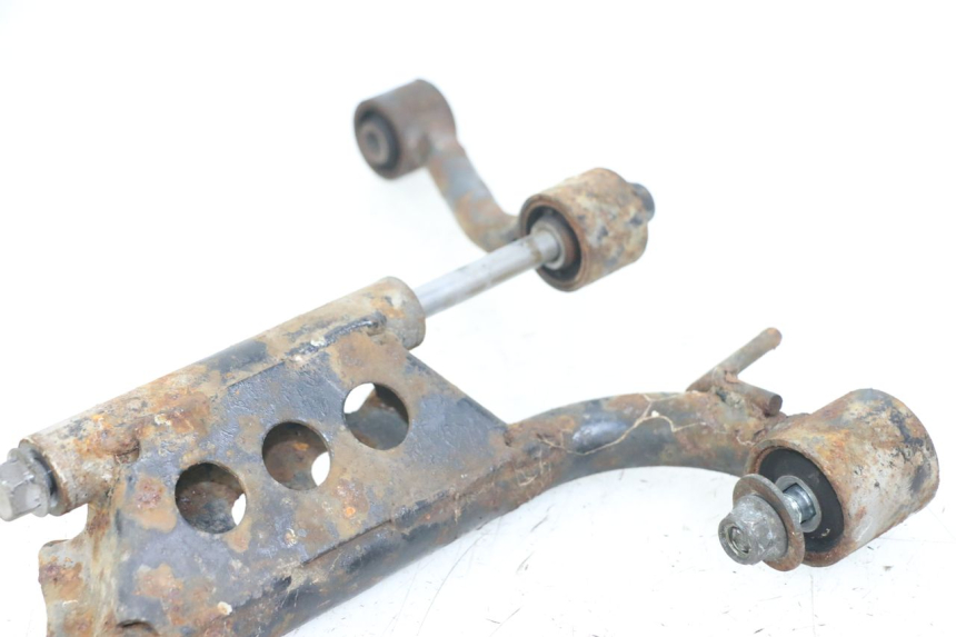 photo de SUPPORTO MOTORE YAMAHA CYGNUS X 125 (2004 - 2007) - Primo piano tecnico