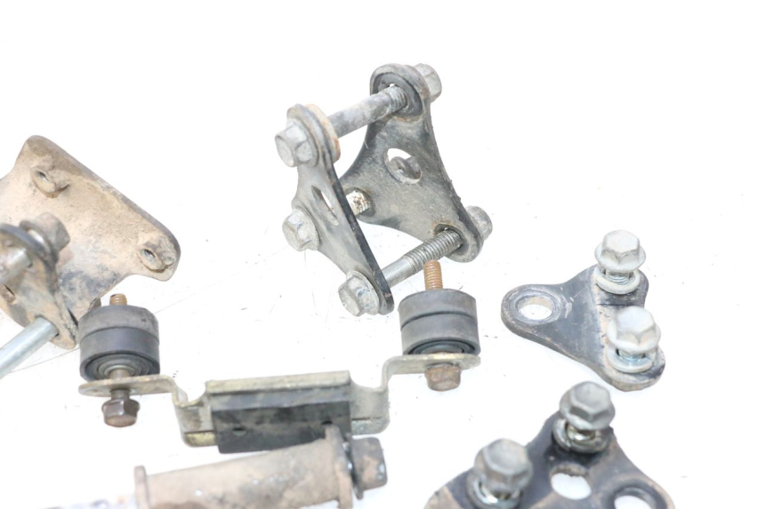 photo de SUPPORTO MOTORE SUZUKI DR S 600 (1985 - 1989) - Vista d'insieme del prodotto