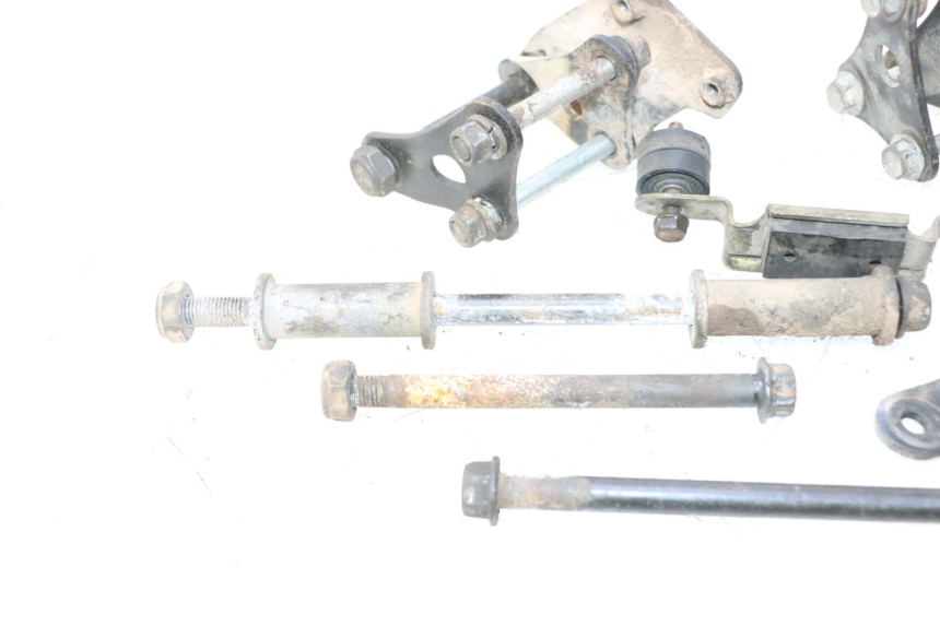 photo de SUPPORTO MOTORE SUZUKI DR S 600 (1985 - 1989) - Stato della superficie e materiale