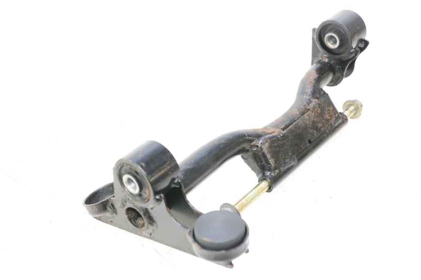 photo de SUPPORTO MOTORE CF MOTO E-CHARM 125 (2005 - 2008) - Altra angolazione