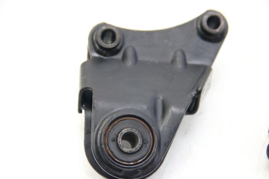 photo de SUPPORTO MOTORE PEUGEOT E-VIVACITY 1 (2012 - 2018) - Altra angolazione